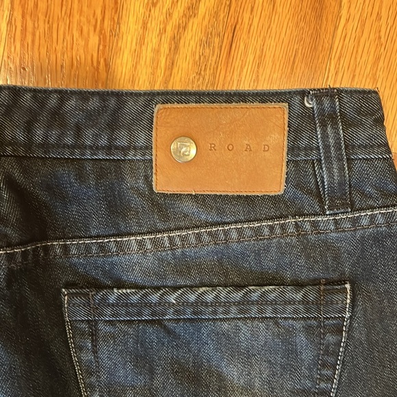 Like New ROAD Apparel Men’s size 34 Jeans - Picture 5 of 8